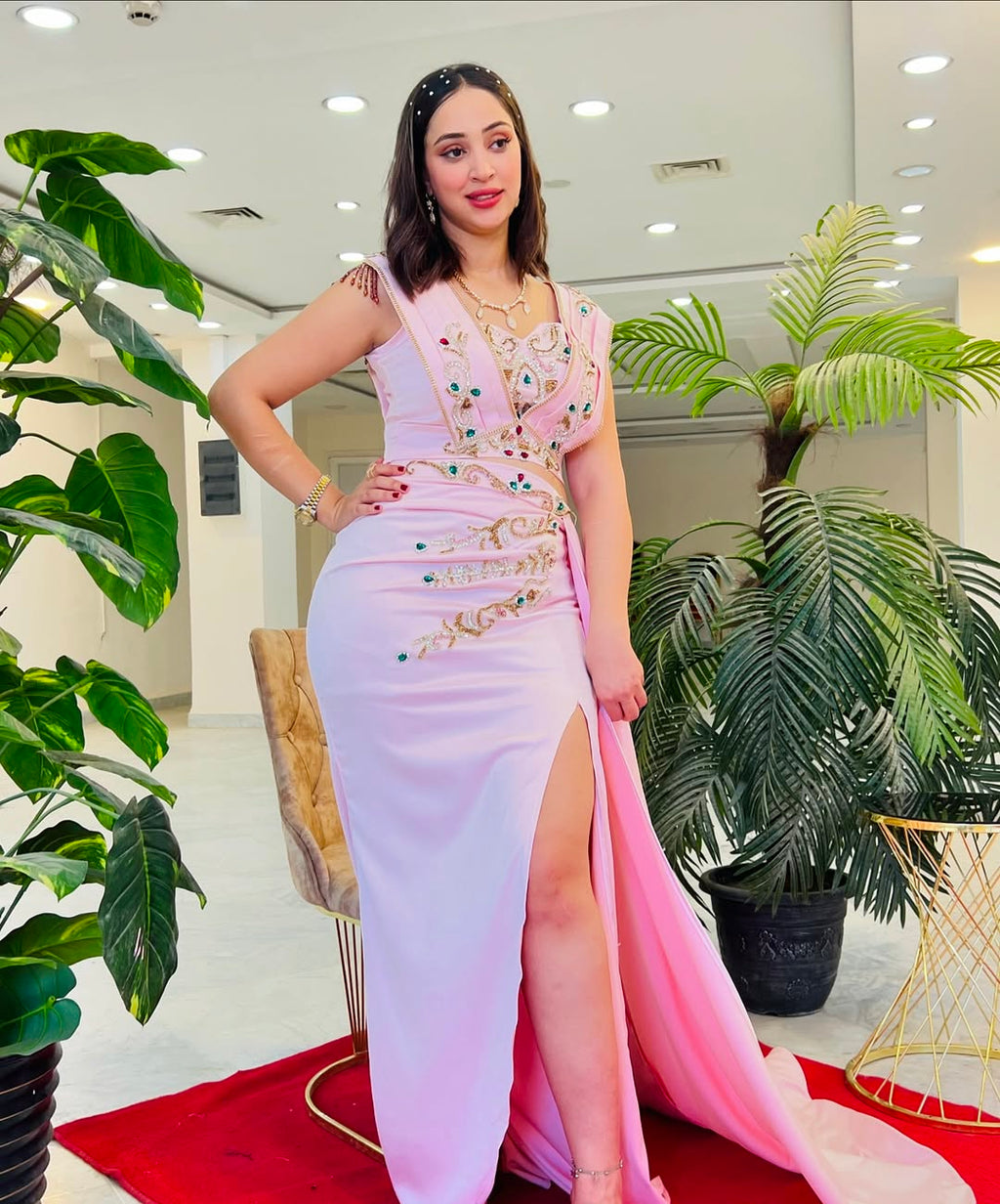 MODEL LOURINE لورين