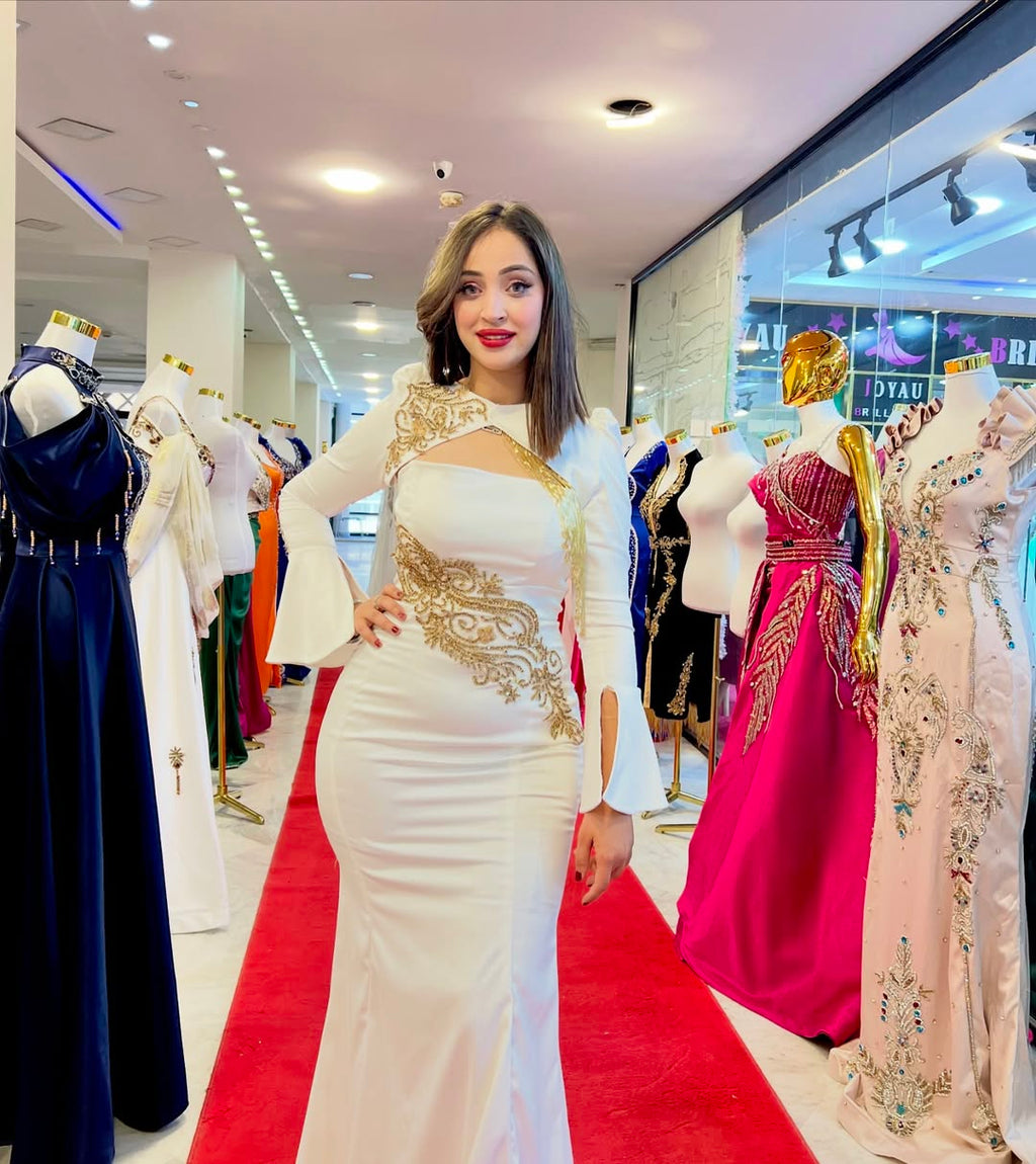 MODEL LAFINE لافين