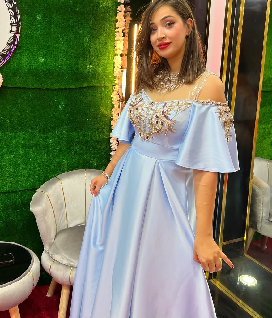 MODEL LINARA لينارا