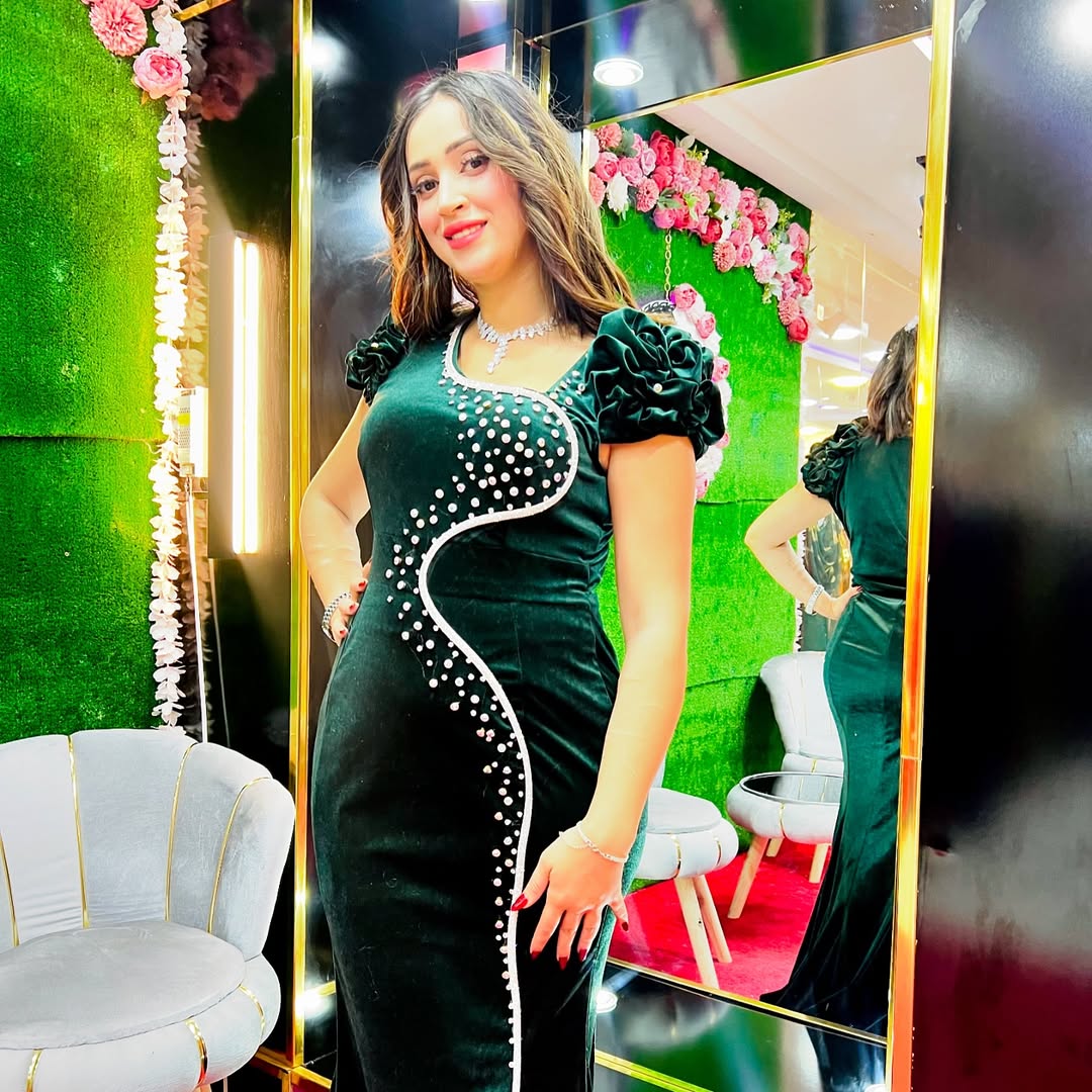 MODEL MIRA ميرا
