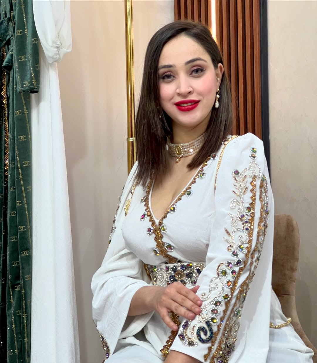 MODEL NAYLA نايلا