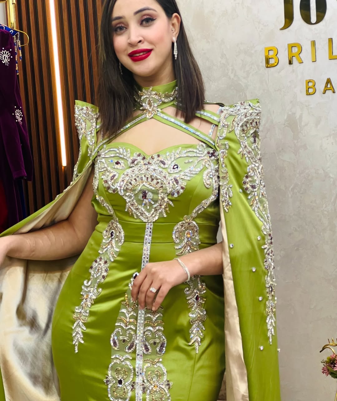 MODEL KAYLA كايلا