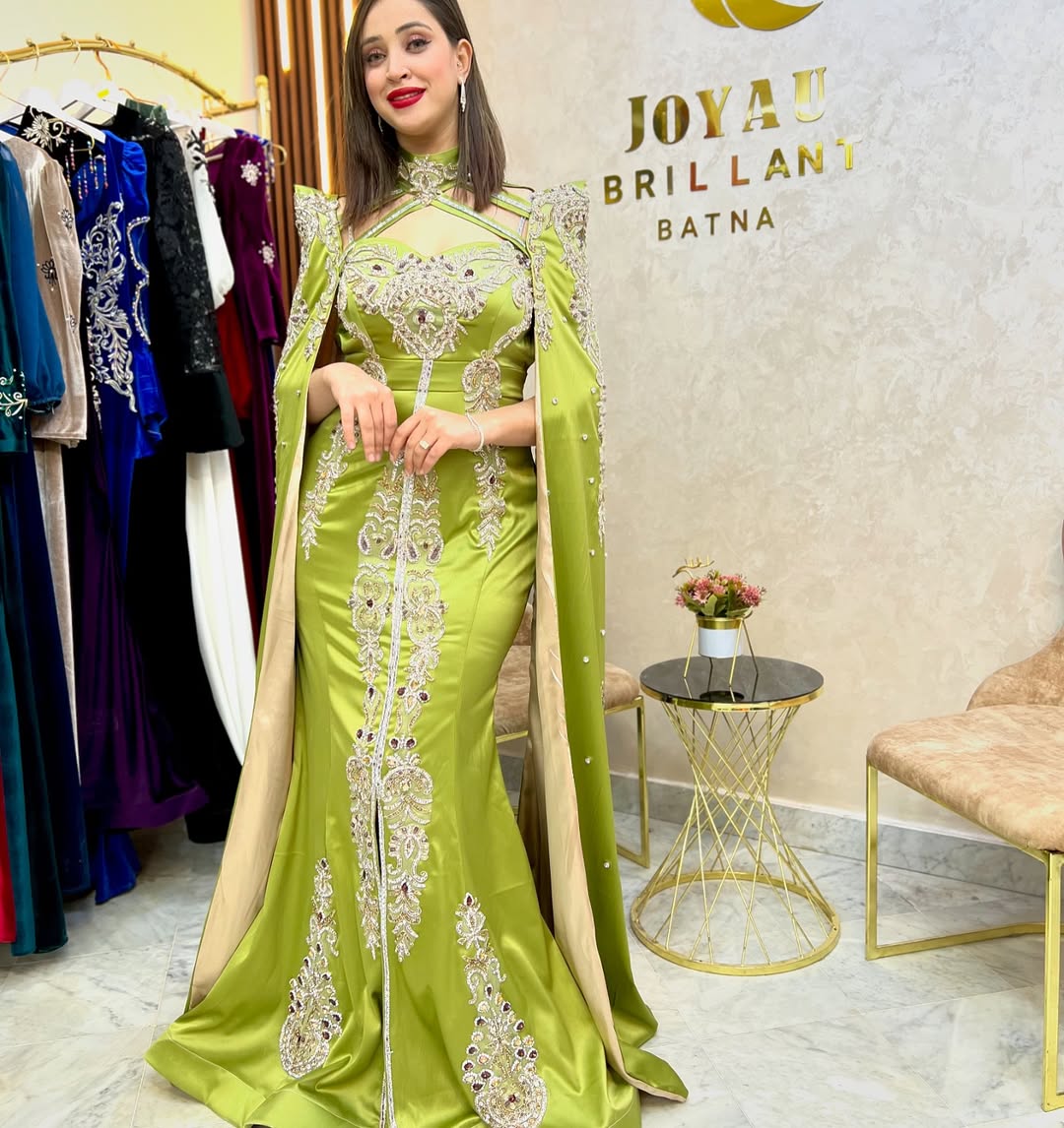 MODEL KAYLA كايلا