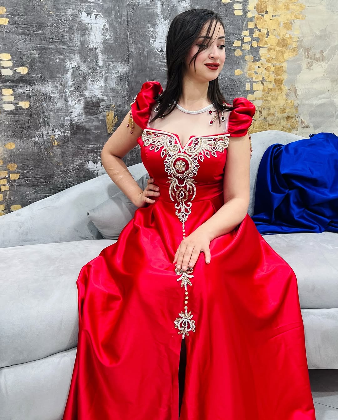 MODEL ALMA ألما