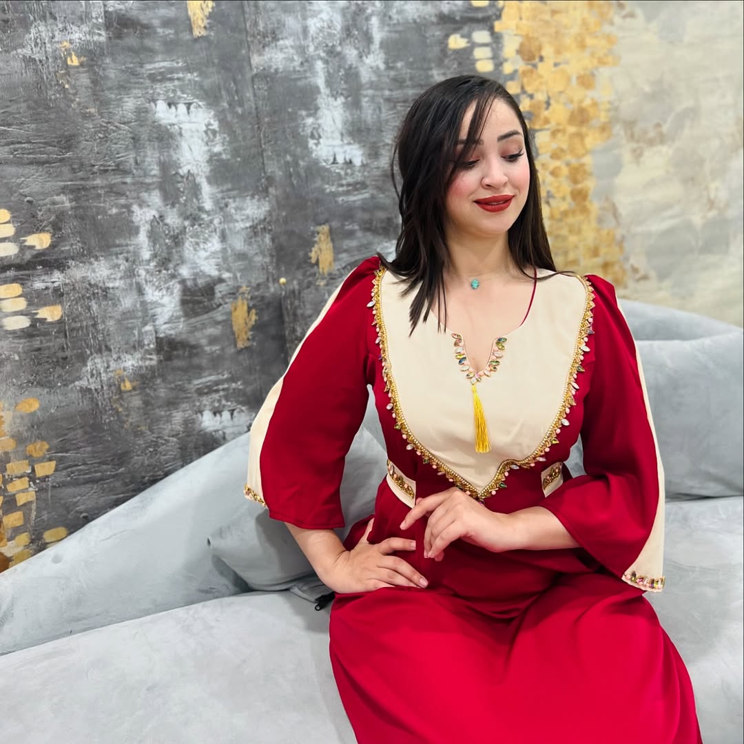 MODEL DJANA جنى