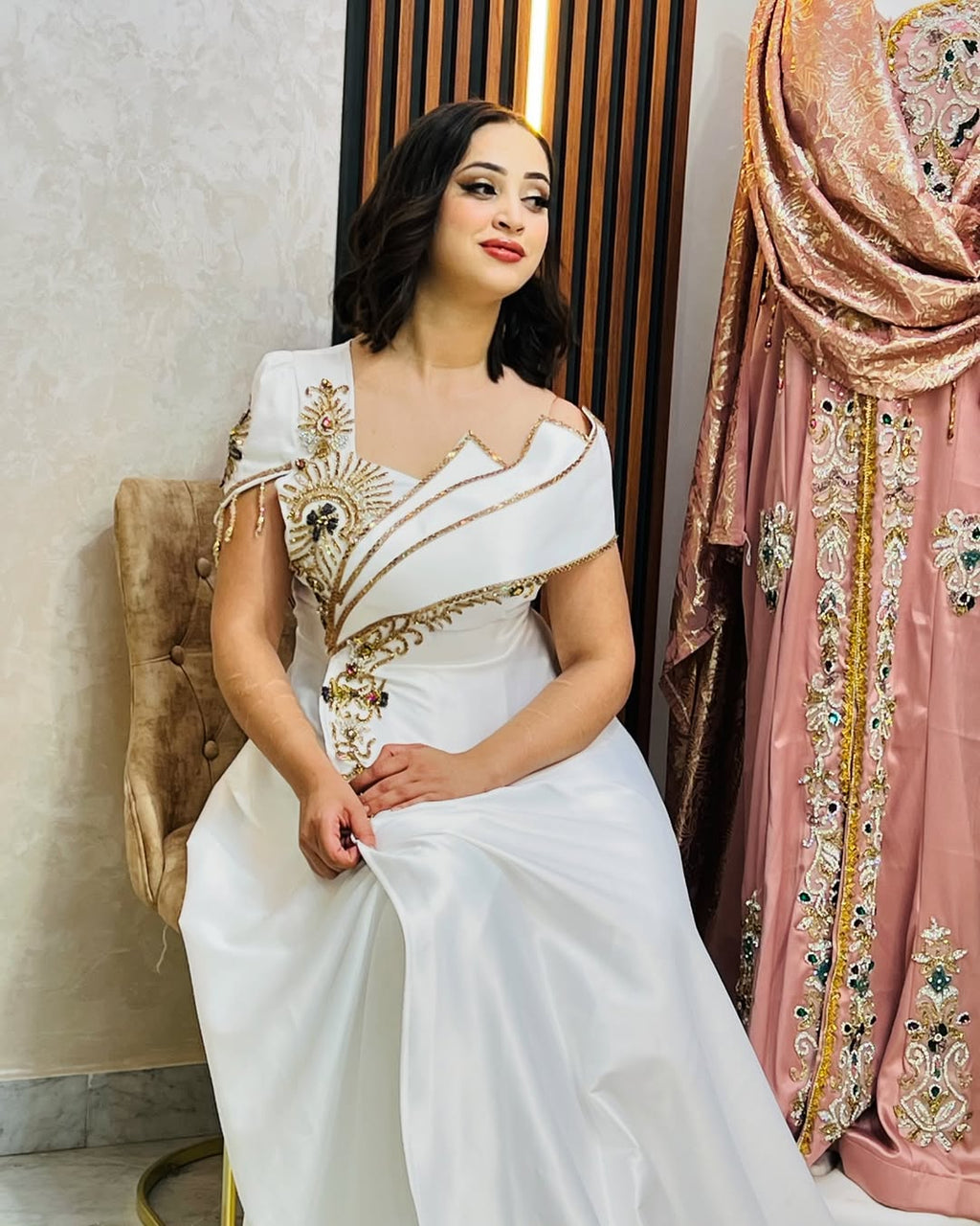 MODEL JANAH جناح