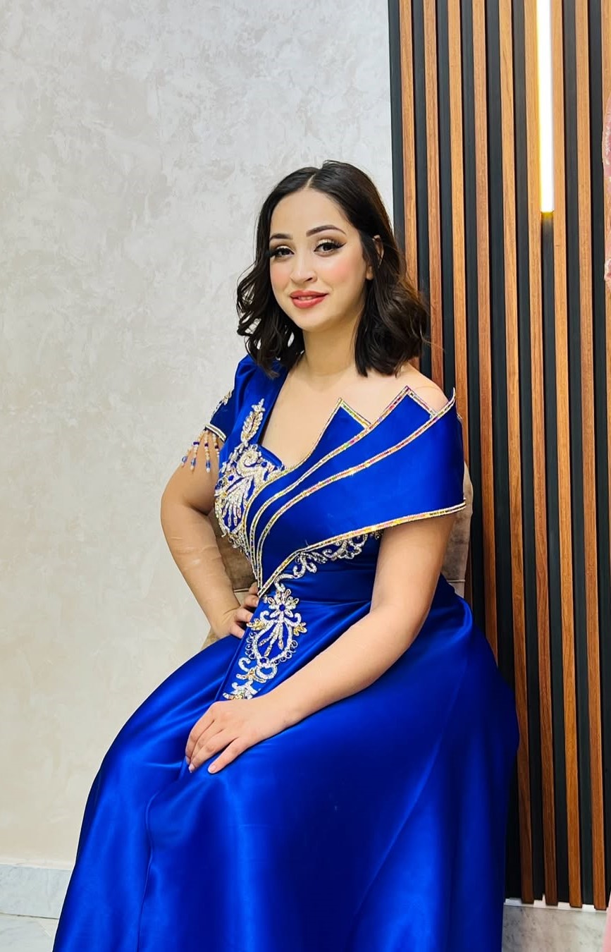 MODEL JANAH جناح