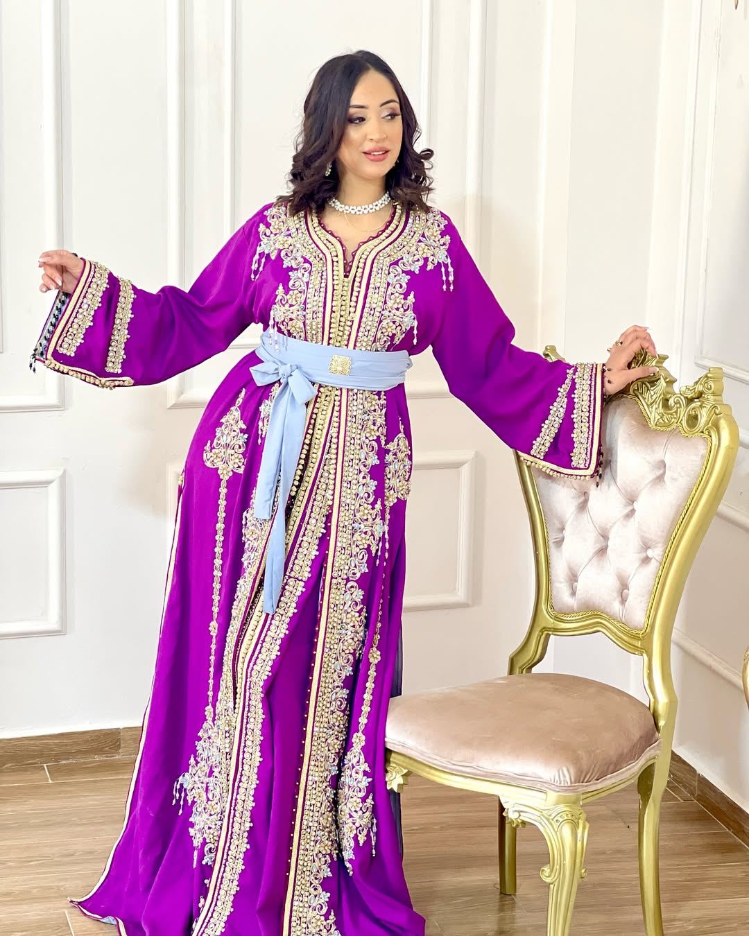 MODEL OBARGINA اوبارجينا