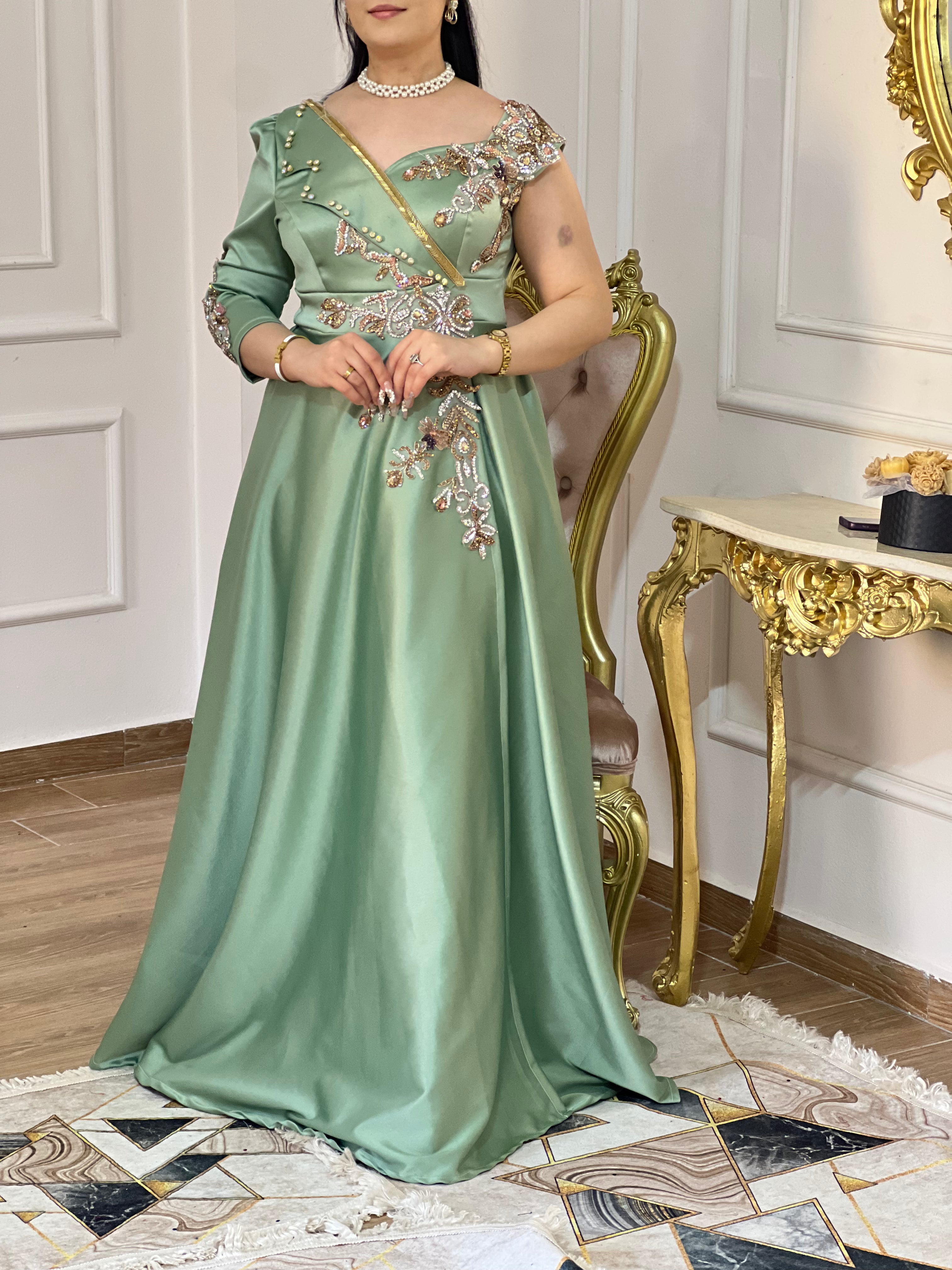 MODEL ROZI روزي